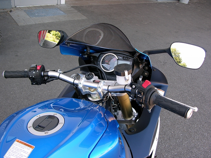 GSX-R750/GSX-R600（11- ）用バーハンドルキット