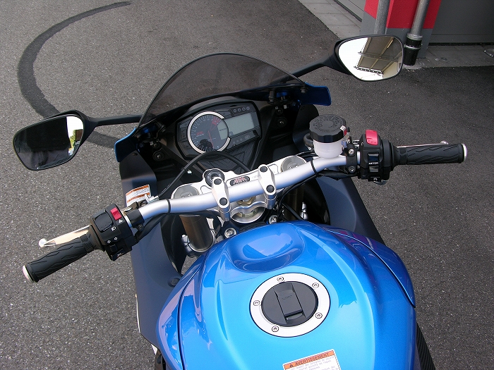 GSX-R750/GSX-R600（11- ）用バーハンドルキット