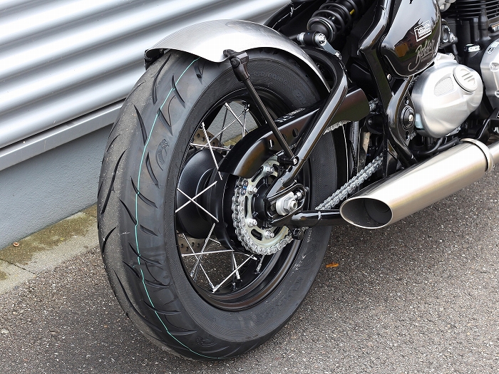 ボンネビルボバー リアフェンダー 黒 2308721 トライアンフ(TRIUMPH) 純正  バイク 部品 トライアンフ BonnevilleBobber 車検 Genuine:22307617